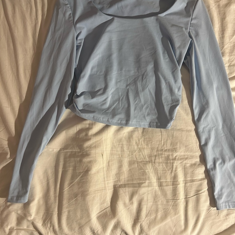 SHEIN Blue Gray Raglan Crop Blouse